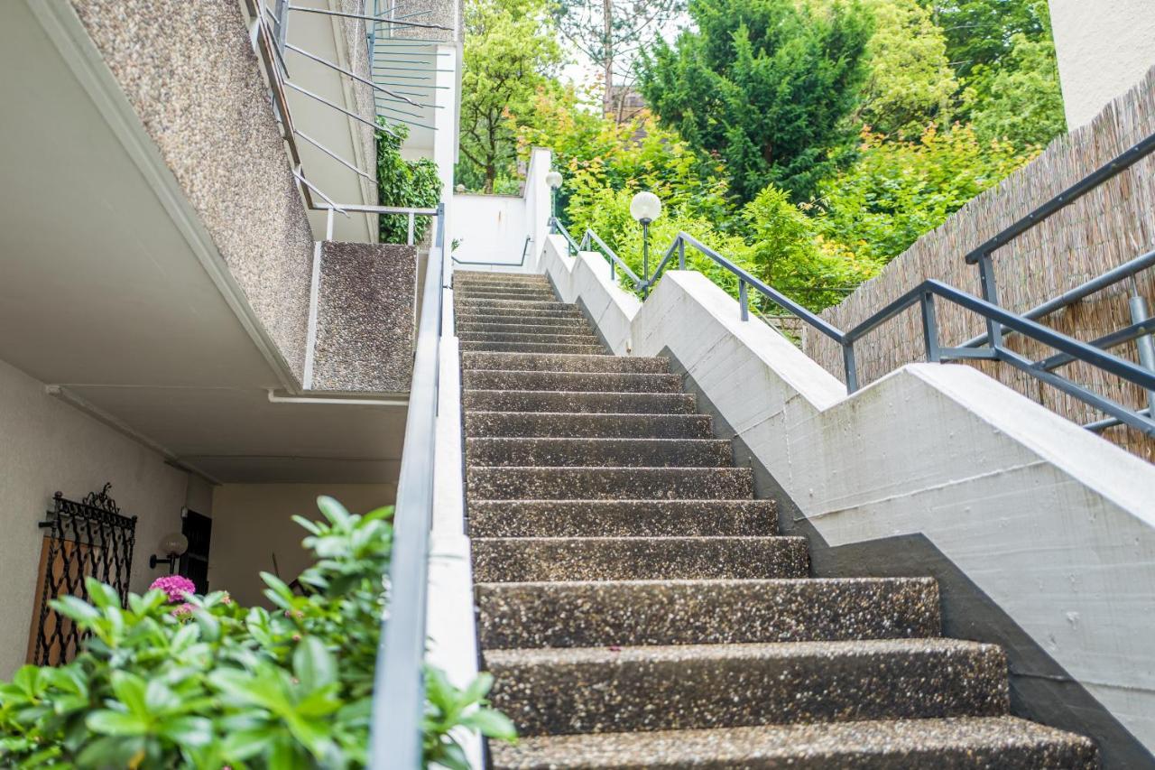 Modernes Apartment In Zentrumsnaehe Mit Eigenem Stellplatz Baden-Baden Zewnętrze zdjęcie