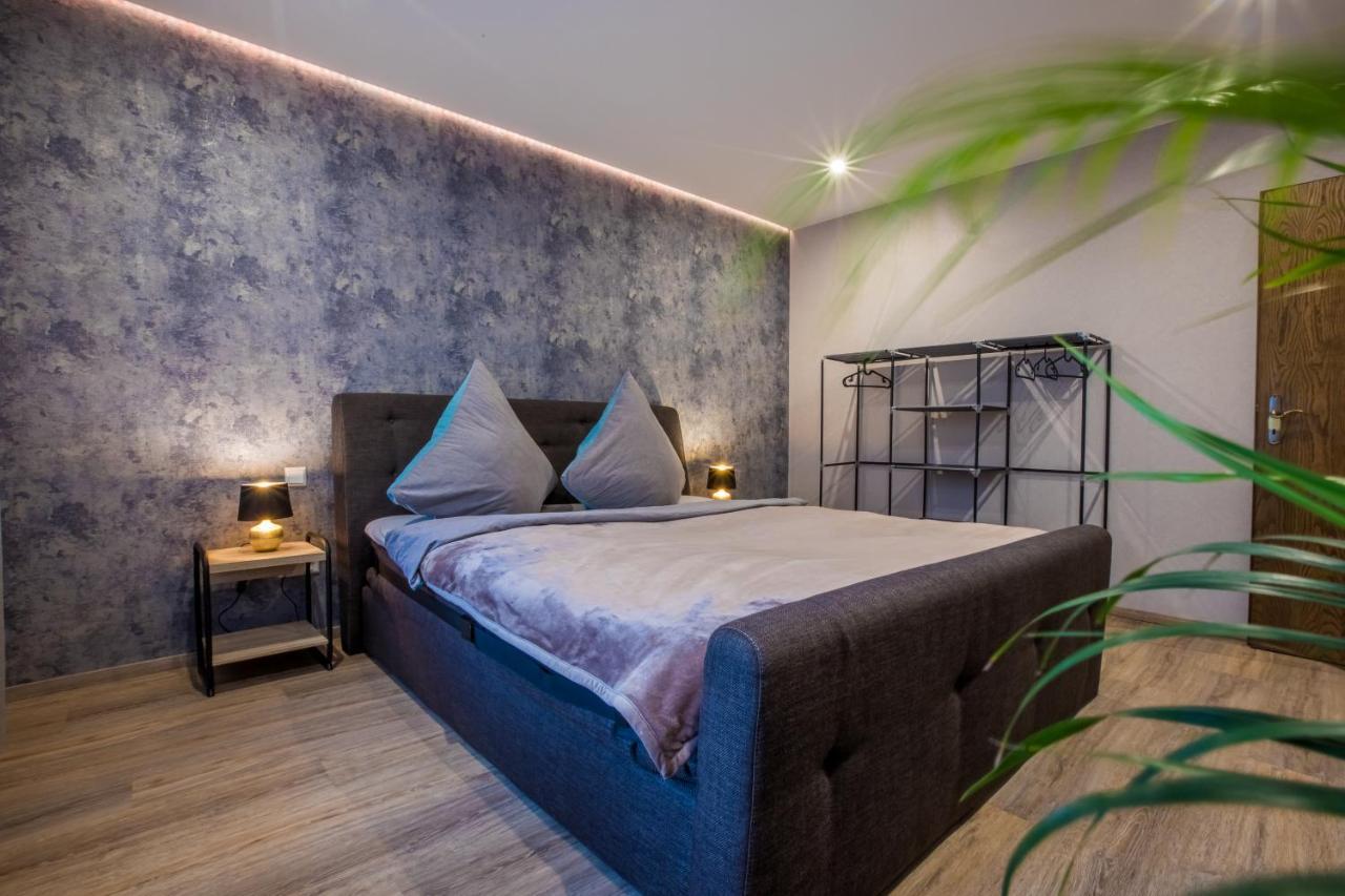 Modernes Apartment In Zentrumsnaehe Mit Eigenem Stellplatz Baden-Baden Zewnętrze zdjęcie