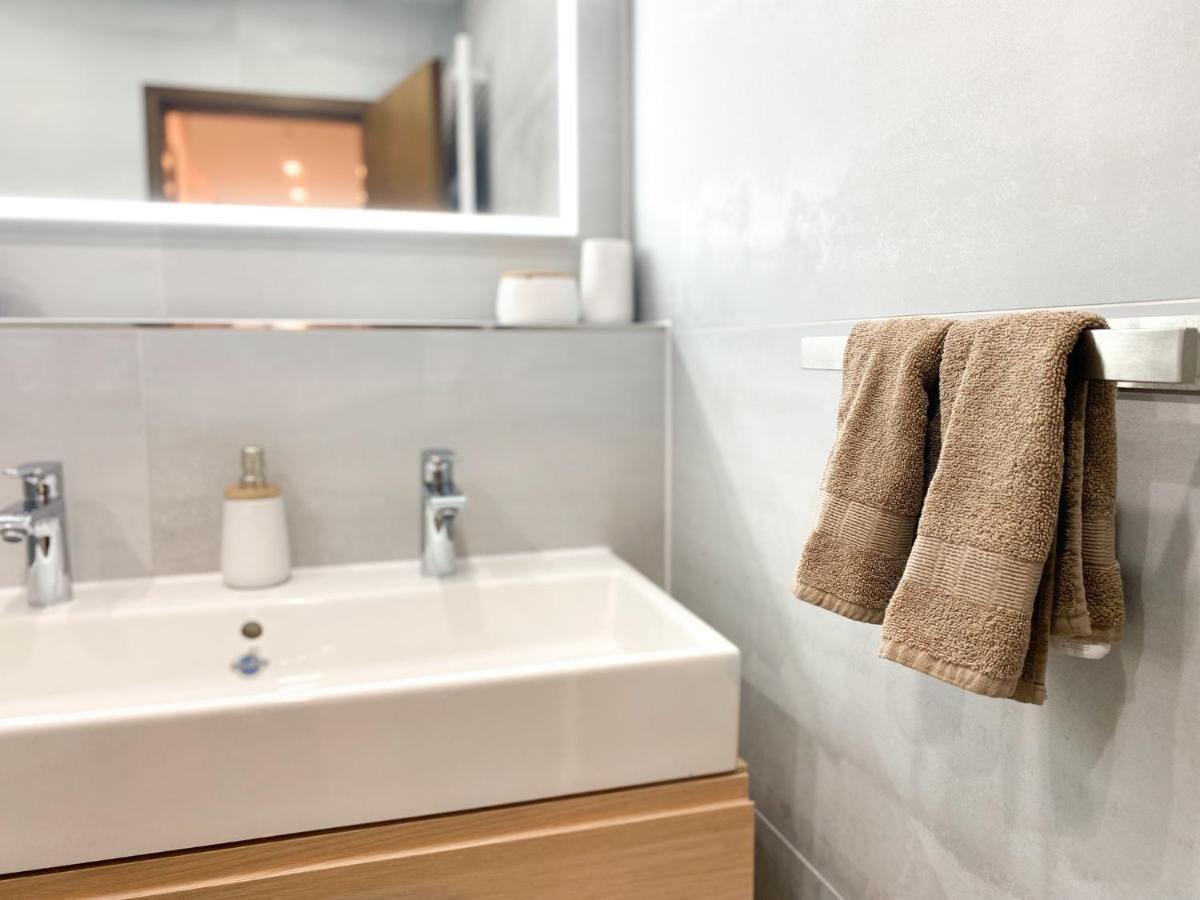 Modernes Apartment In Zentrumsnaehe Mit Eigenem Stellplatz Baden-Baden Zewnętrze zdjęcie