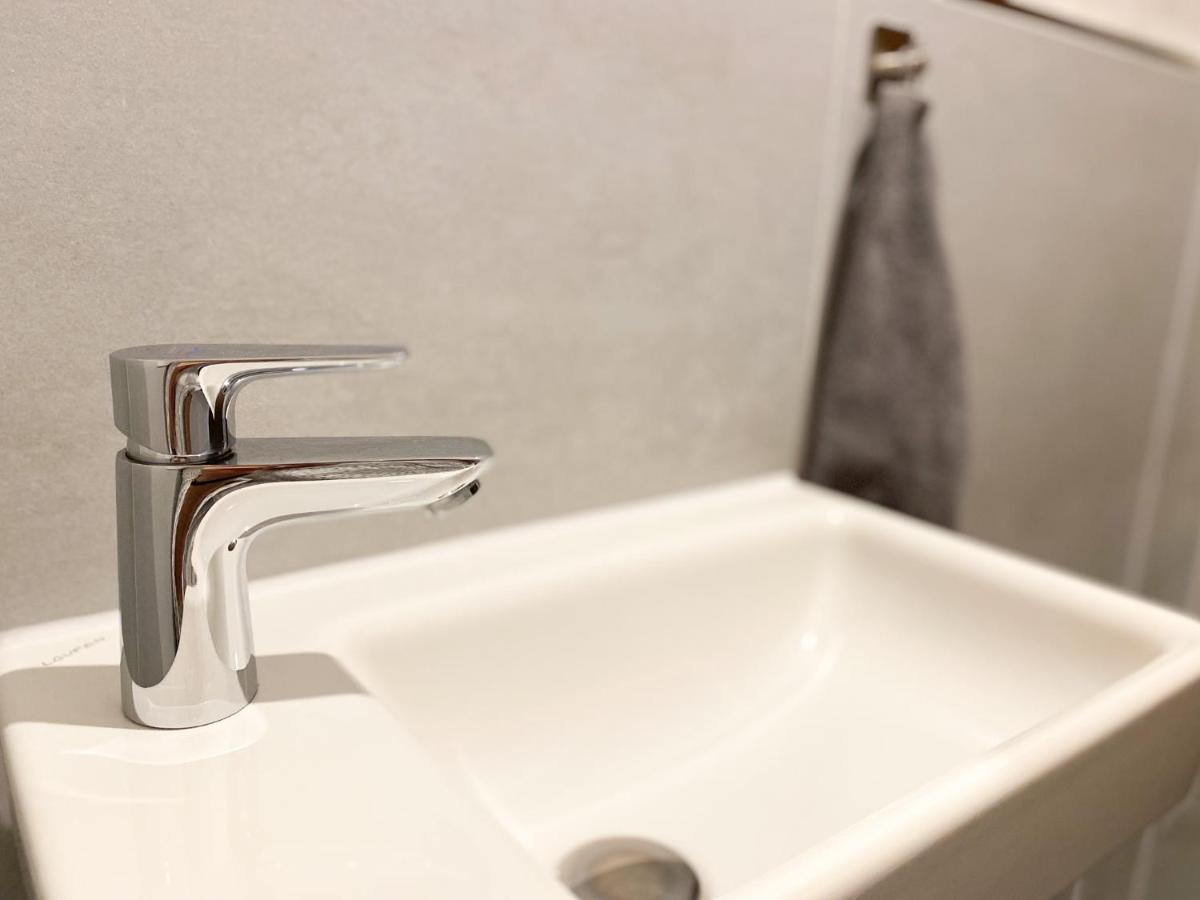 Modernes Apartment In Zentrumsnaehe Mit Eigenem Stellplatz Baden-Baden Zewnętrze zdjęcie